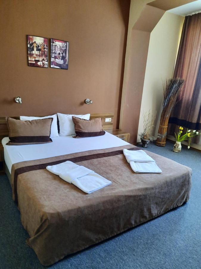 Hotel Mizia Tărgovište Esterno foto