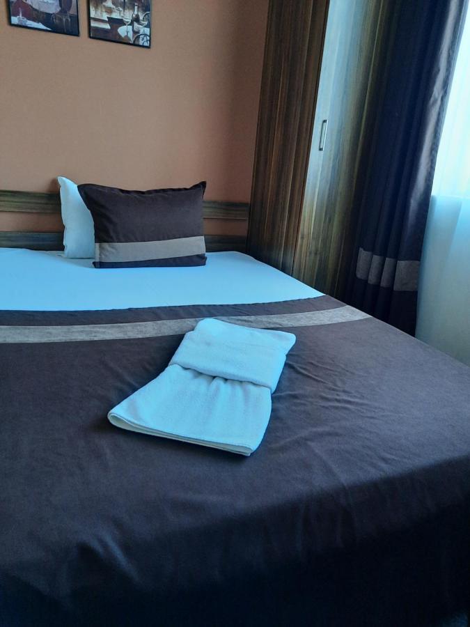 Hotel Mizia Tărgovište Esterno foto
