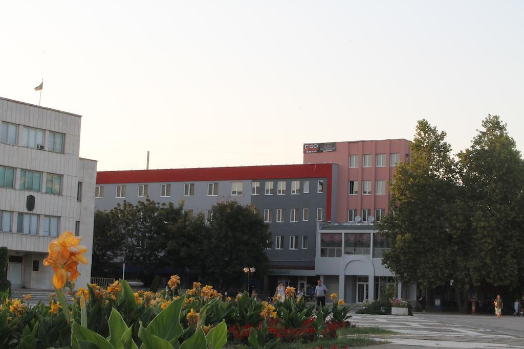 Hotel Mizia Tărgovište Esterno foto