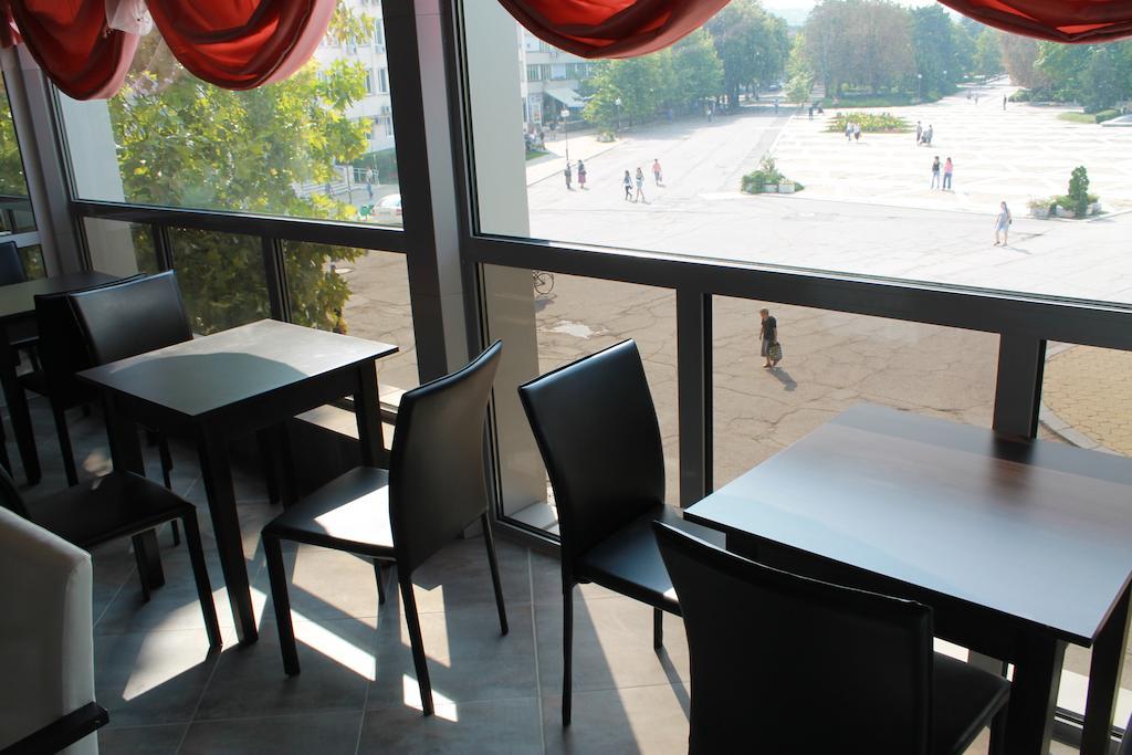 Hotel Mizia Tărgovište Esterno foto