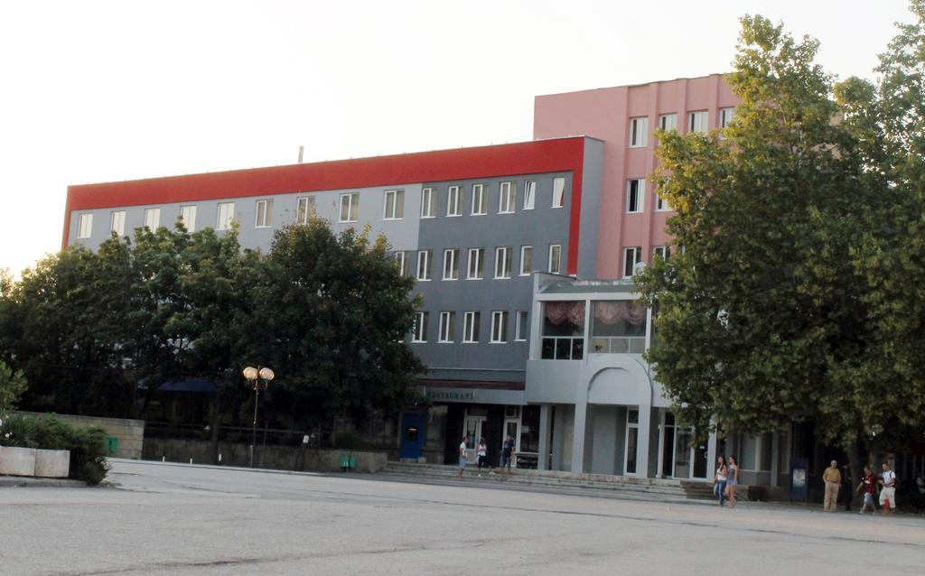 Hotel Mizia Tărgovište Esterno foto